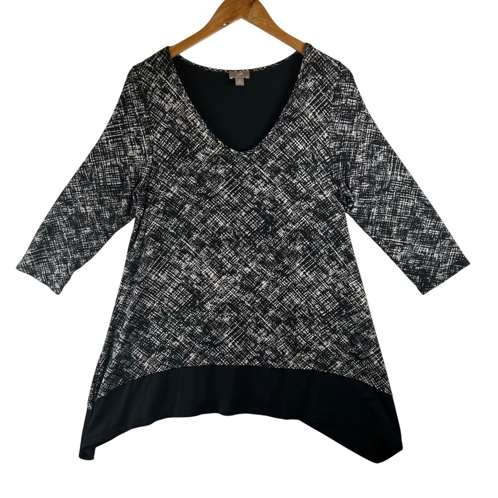 J. Jill Wearever Black White Abstract Sharkbite Tunic‎ Top V-Neck 3/4 Sleeve MP